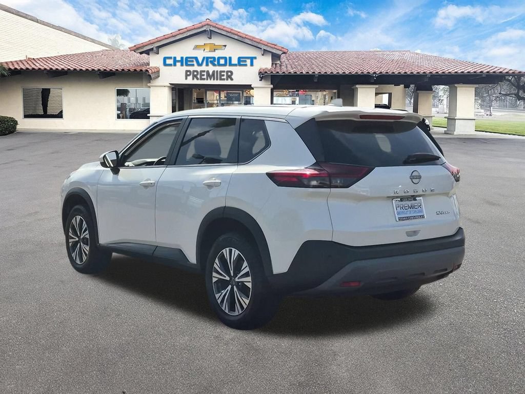 Used 2023 Nissan Rogue SV AWD/4WD image 6
