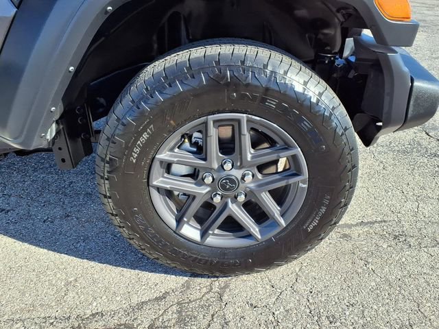 Used 2025 Jeep Wrangler Sport S image 50