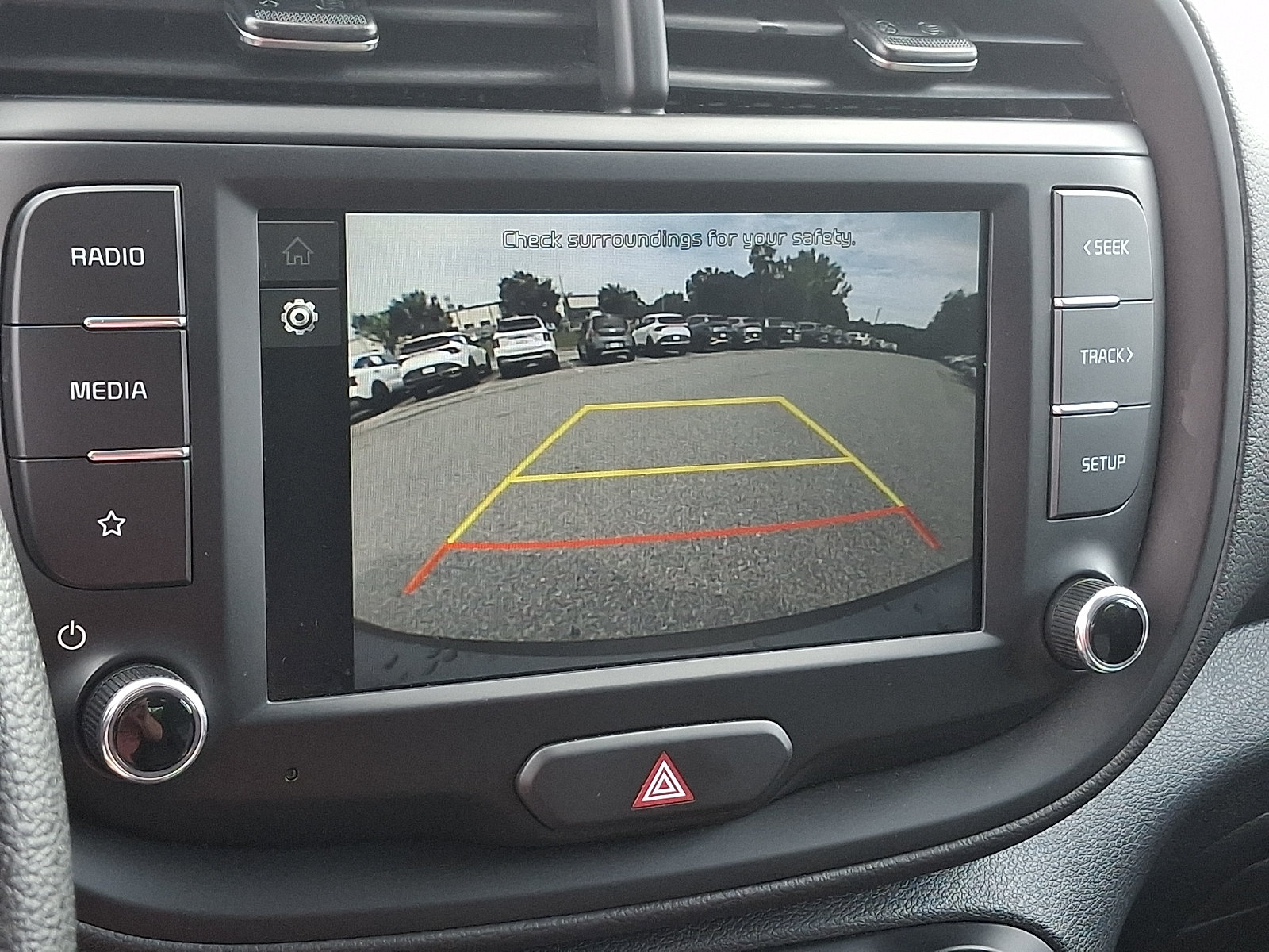 Certified 2025 Kia Soul LX w/ LX Technology Package FWD image 18