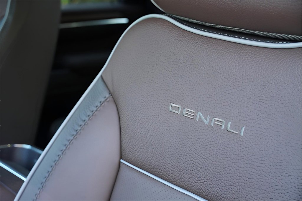 New 2026 GMC Sierra 2500 Denali w/ Denali Reserve Package image 10