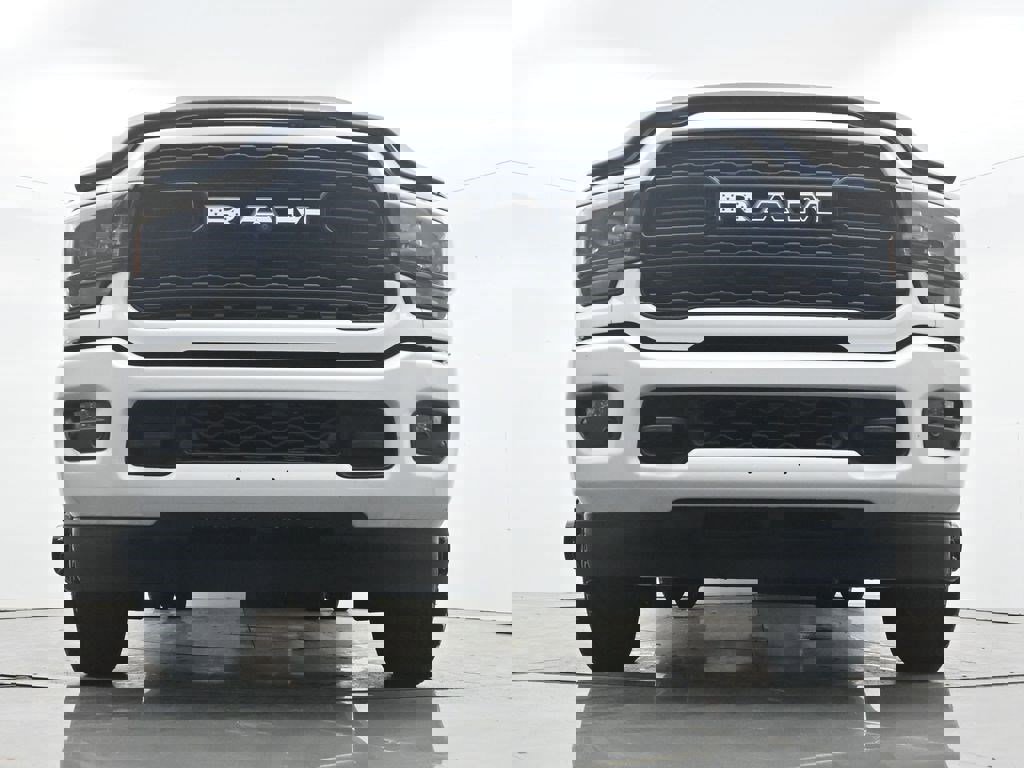 Used 2022 RAM 3500 Limited w/ Max Tow Package image 27