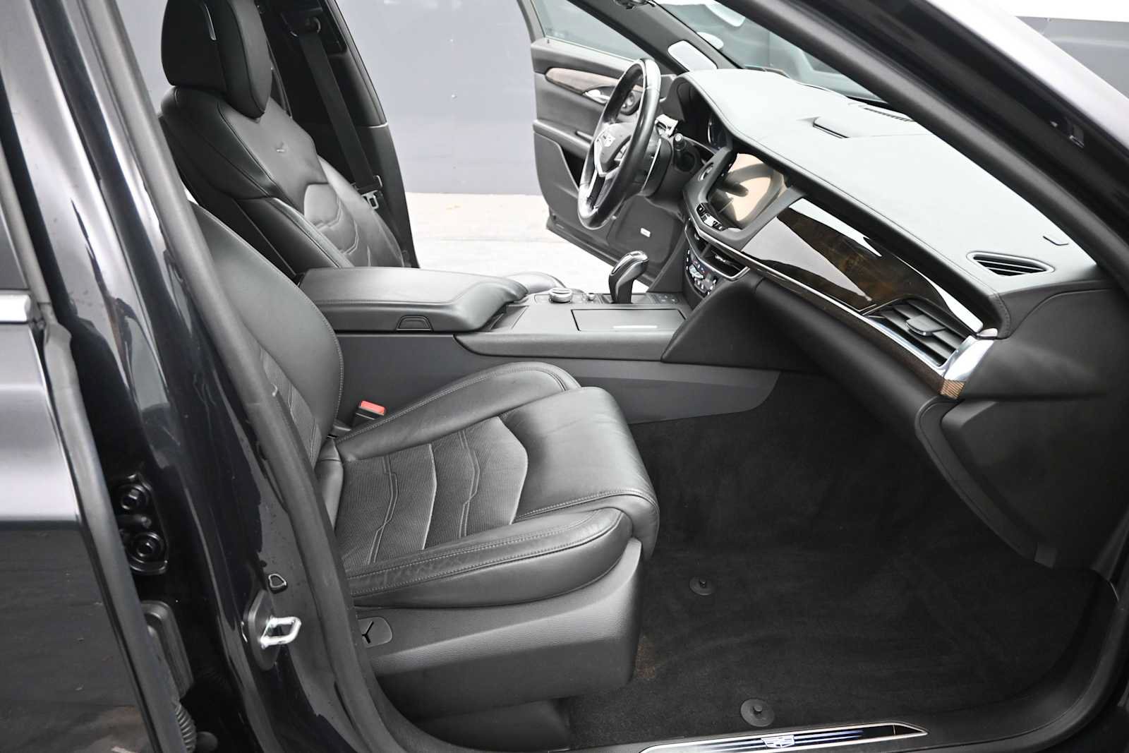 Used 2020 Cadillac CT6 Premium Luxury AWD/4WD image 22