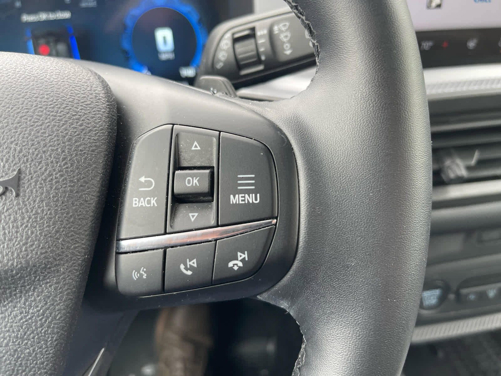 Used 2025 Ford Bronco Sport Badlands image 14