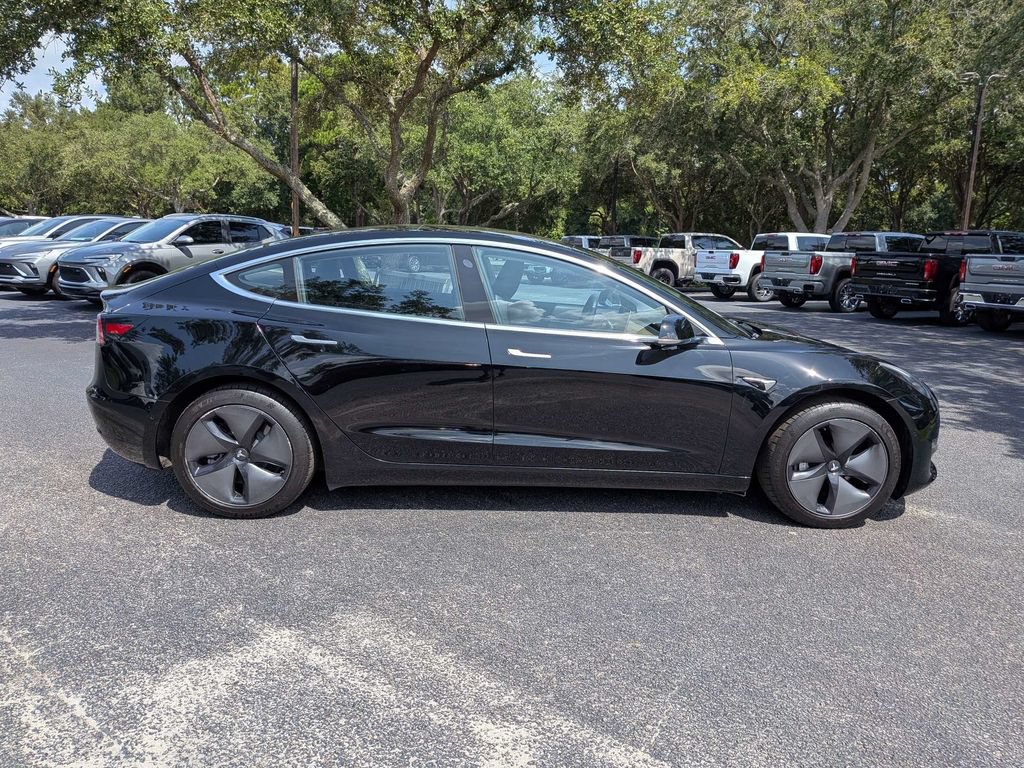Used 2018 Tesla Model 3 Mid Range RWD image 4