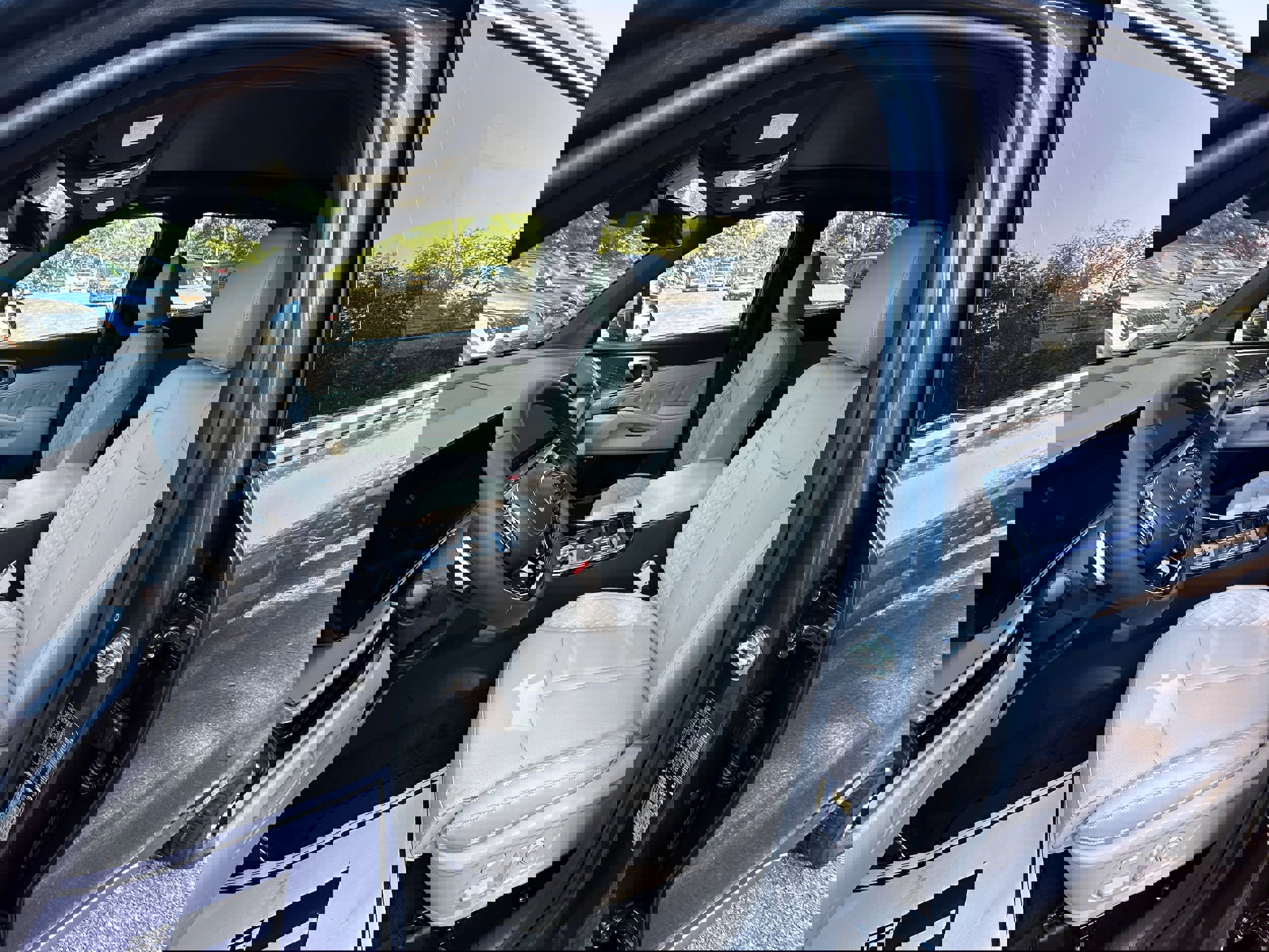 New 2025 Kia Sorento SX Prestige image 33