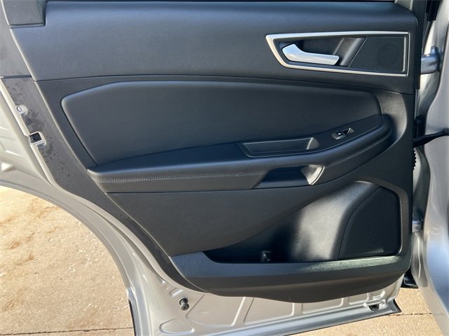 Used 2024 Ford Edge SEL image 33