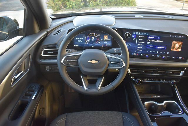 New 2026 Chevrolet Traverse LT w/ Driver Confidence Package image 22