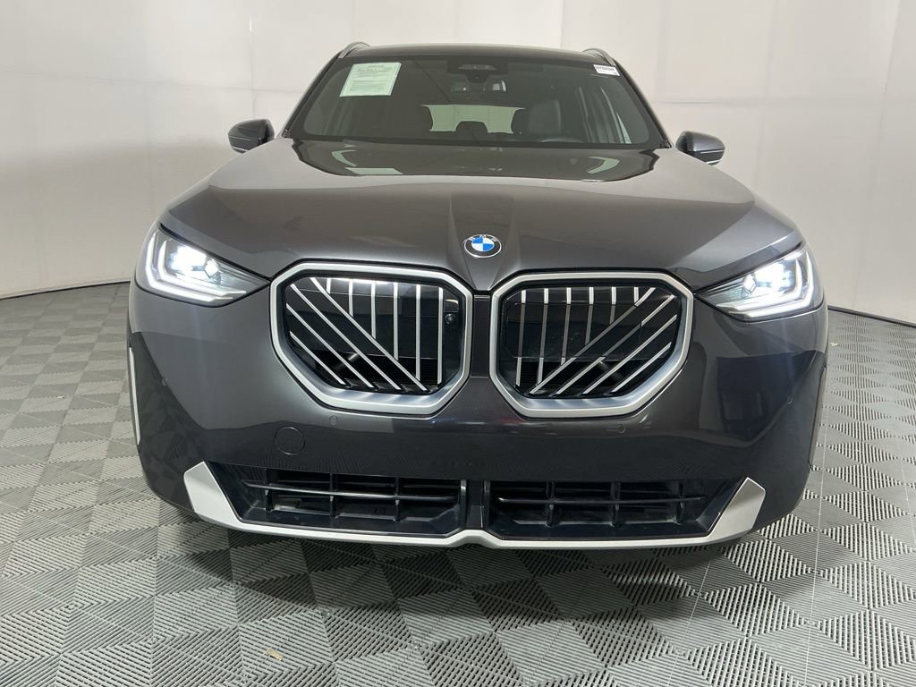 Certified 2025 BMW X3 xDrive30 w/ Premium Package AWD/4WD image 3