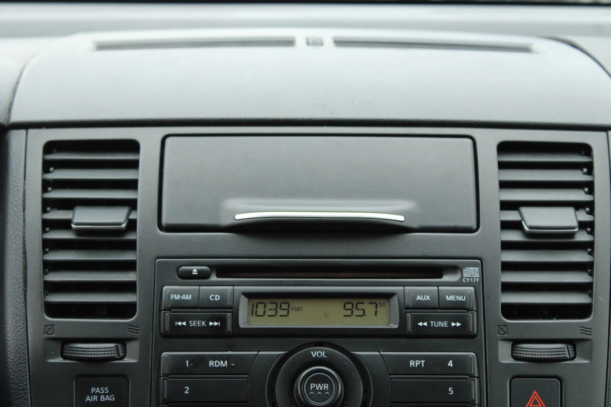 Used 2012 Nissan Versa 1.8 S w/ Plus Pkg FWD image 18