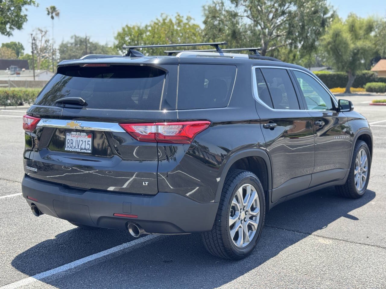 Used 2018 Chevrolet Traverse LT FWD image 7