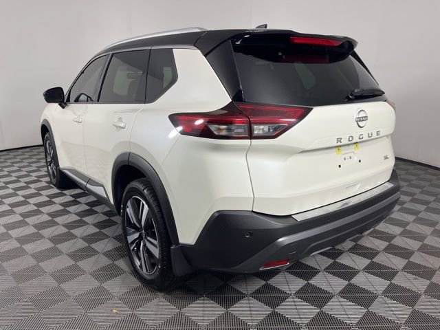 Used 2023 Nissan Rogue SL FWD image 8
