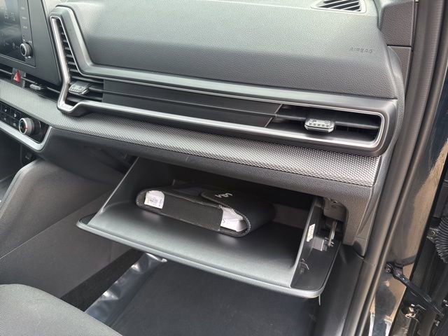 Used 2025 Kia Sportage LX image 53