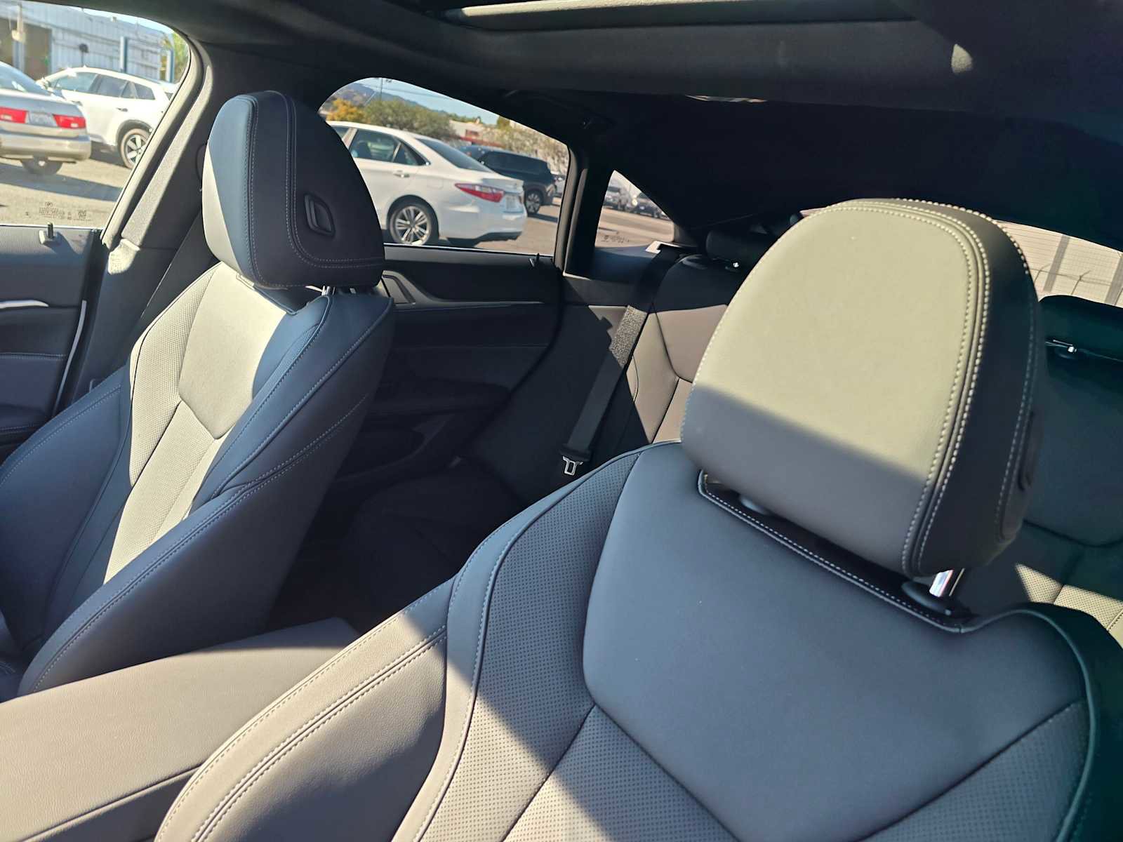 Used 2025 BMW i4 eDrive40 image 24