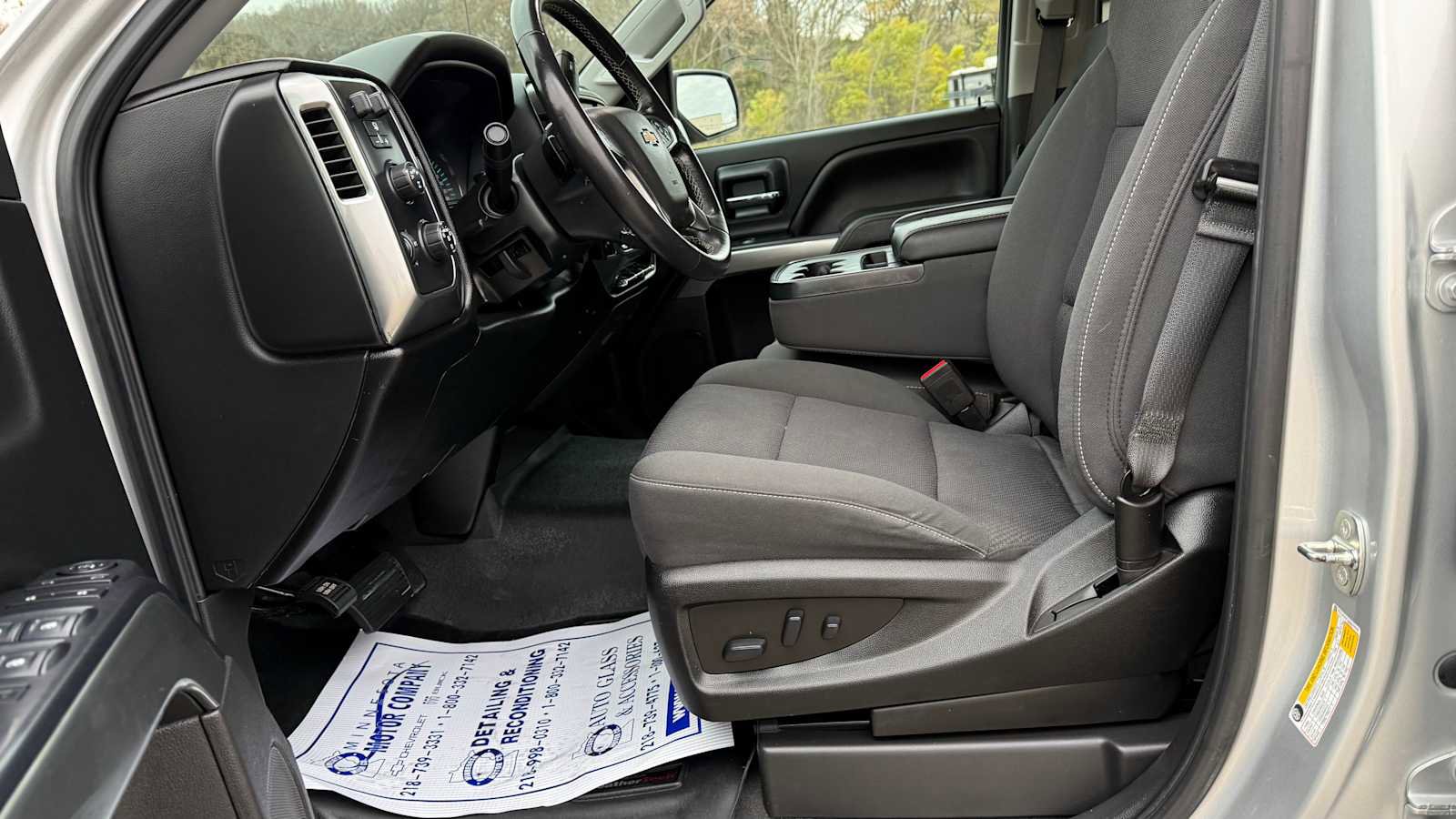 Used 2018 Chevrolet Silverado 1500 LT w/ All Star Edition image 7