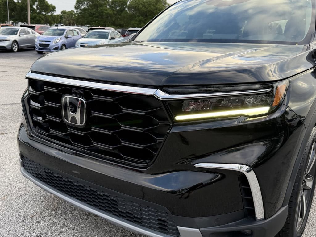 Used 2023 Honda Pilot Touring image 10