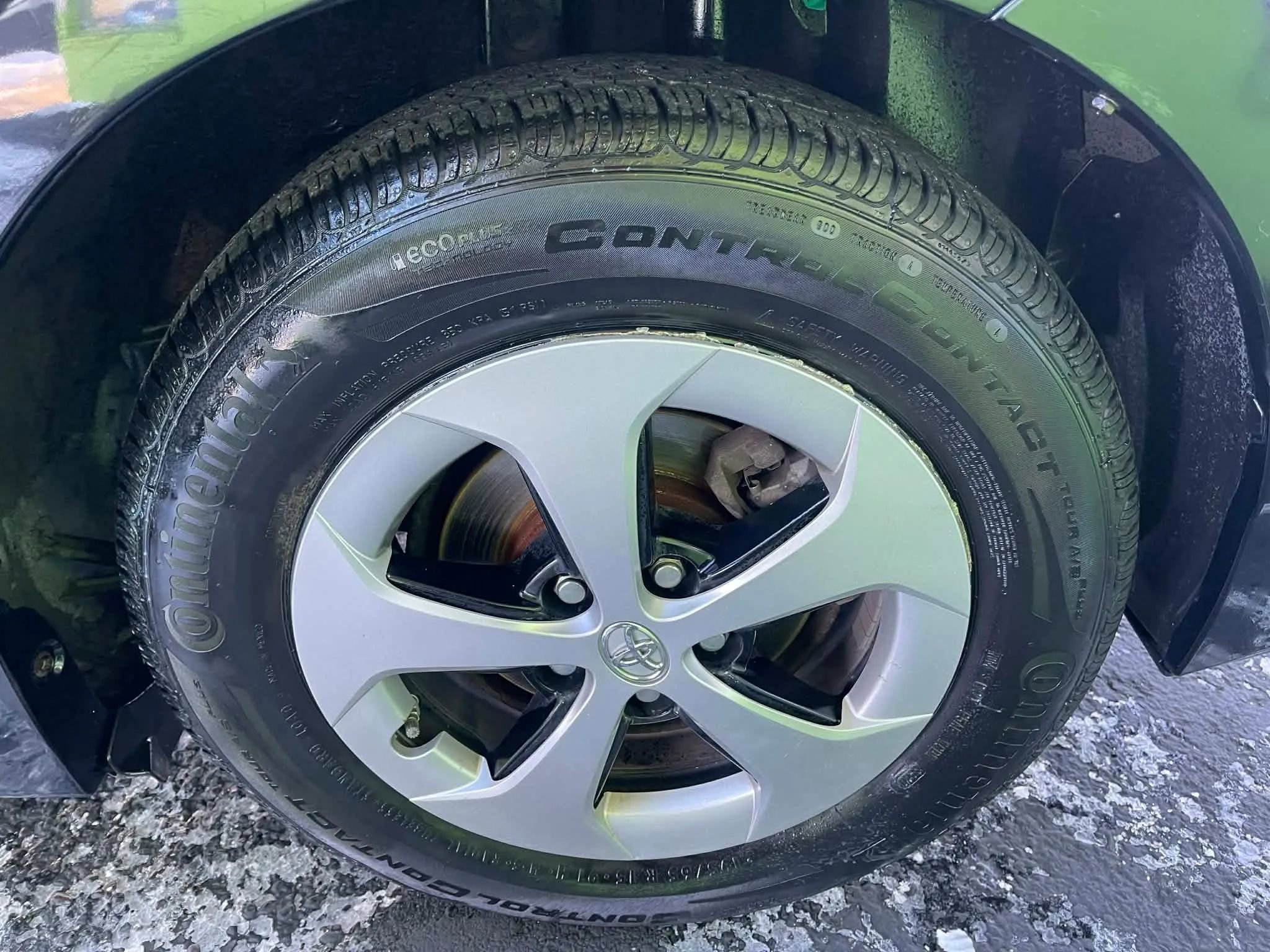 Used 2012 Toyota Prius Two image 22