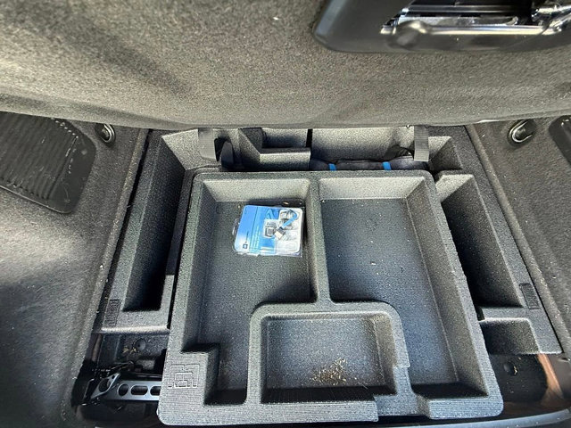 Used 2019 Buick Envision Essence AWD/4WD image 14