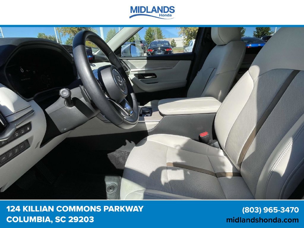 Used 2024 MAZDA CX-90 Plug-In Hybrid w/ Premium Plus AWD/4WD image 16