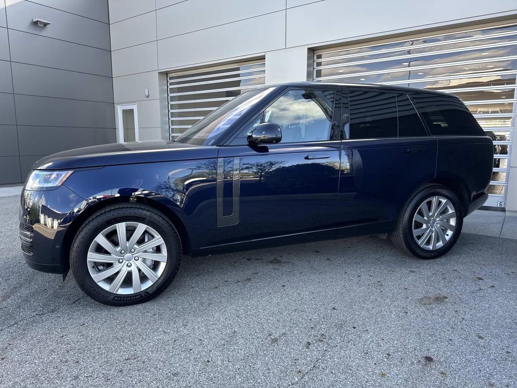 Certified 2023 Land Rover Range Rover SE AWD/4WD image 3