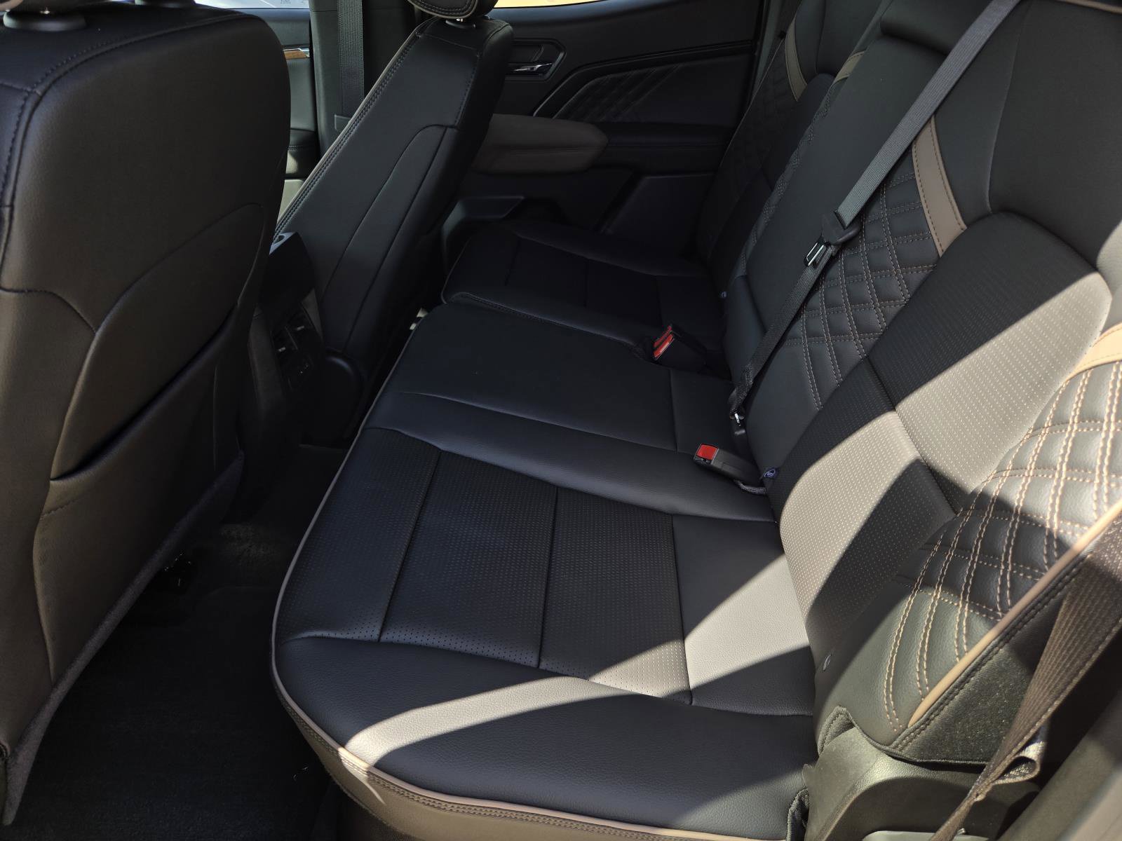 New 2026 GMC Canyon Denali AWD/4WD image 4