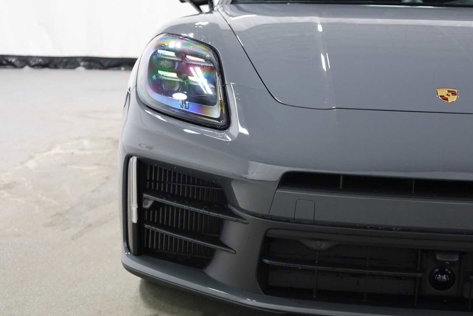 New 2026 Porsche Panamera 4 image 15