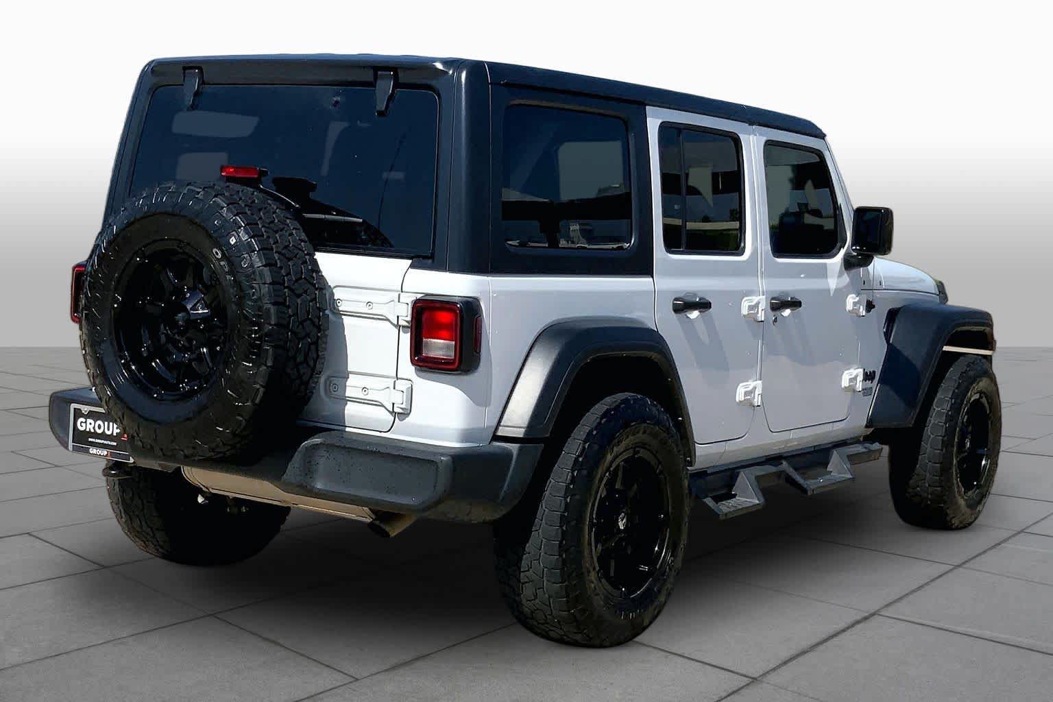 Used 2021 Jeep Wrangler Unlimited Sport AWD/4WD image 12