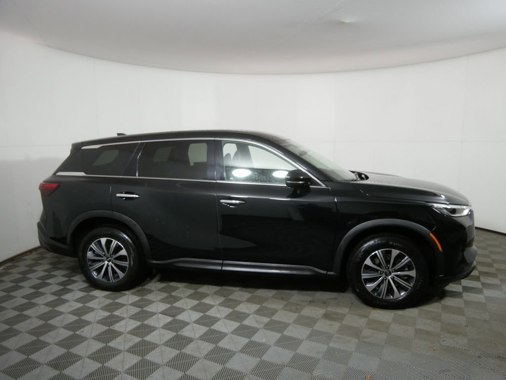 Used 2024 INFINITI QX60 Pure image 2