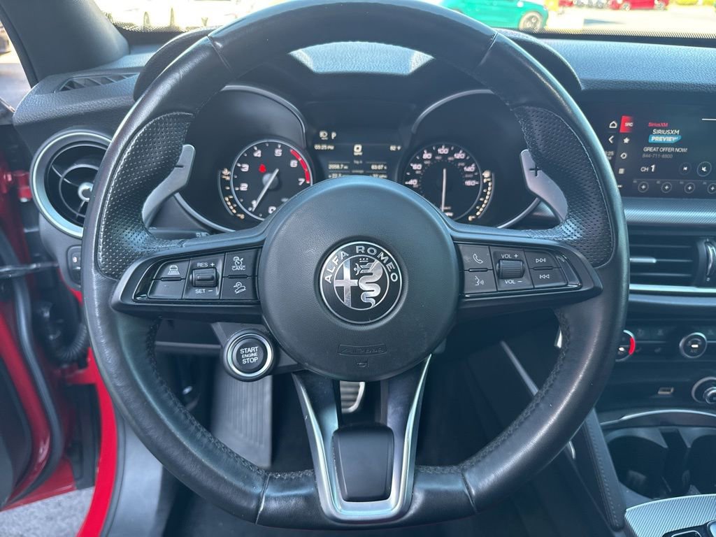 Used 2022 Alfa Romeo Stelvio Veloce image 30