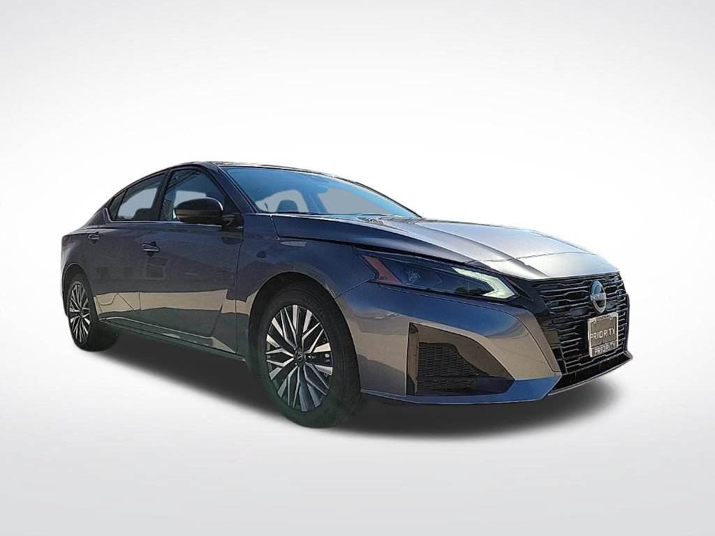 New 2026 Nissan Altima 2.5 SV FWD image 6