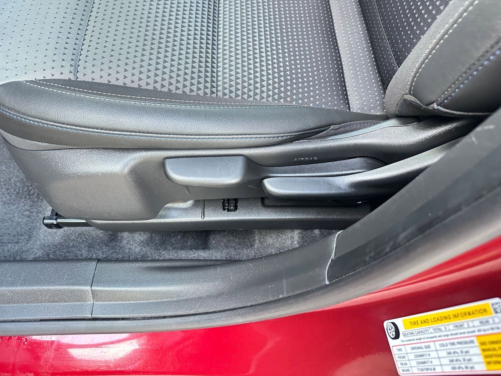 Used 2025 Chevrolet Trax LT image 23