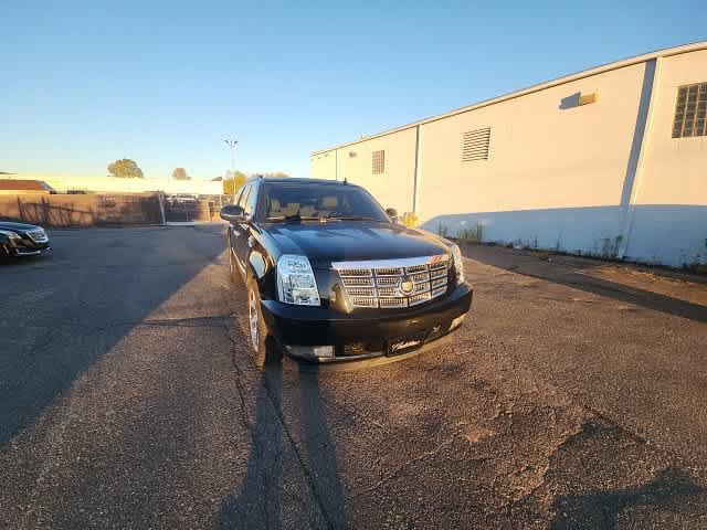 Used 2011 Cadillac Escalade Premium AWD/4WD image 9