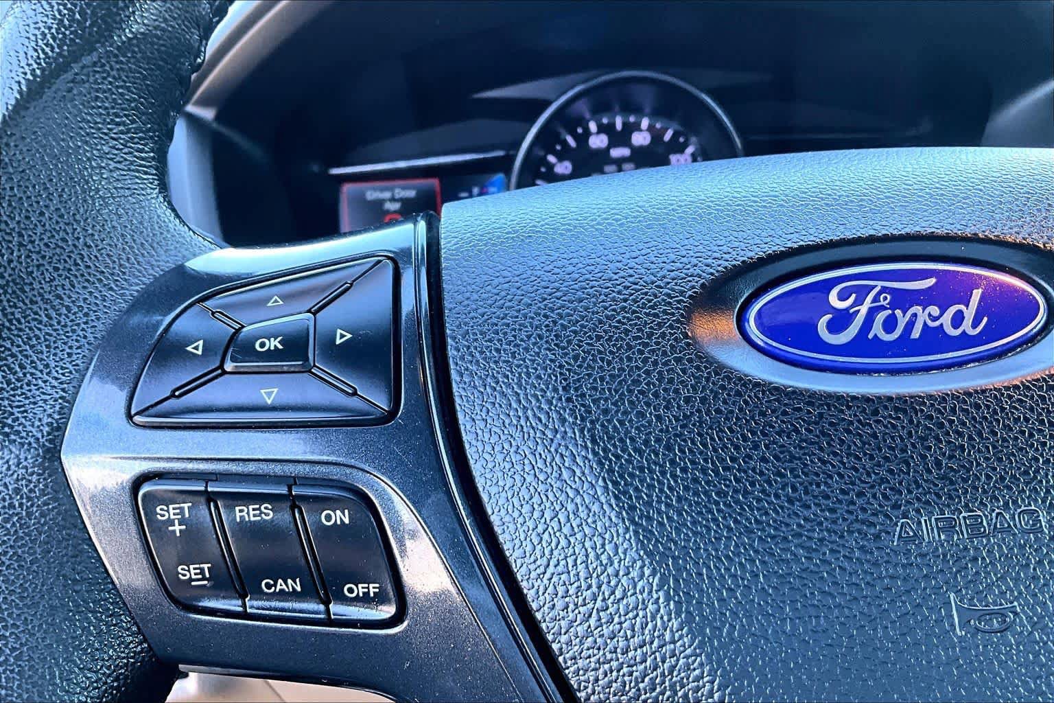 Used 2019 Ford Explorer XLT w/ Equipment Group 201A FWD image 22