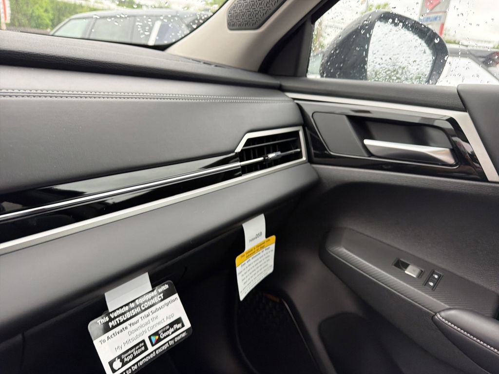 New 2026 Mitsubishi Outlander SE AWD/4WD image 25