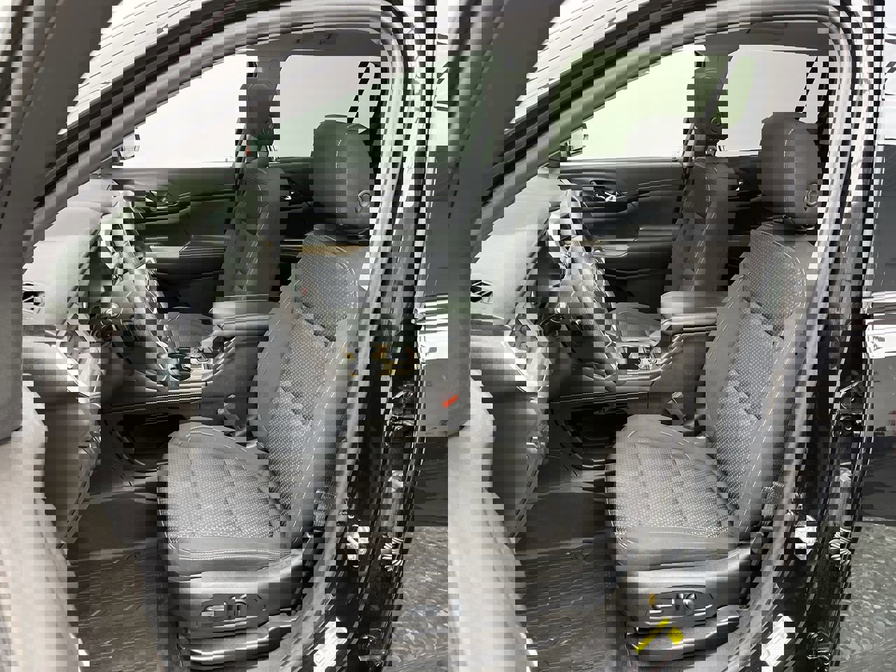 Certified 2023 GMC Acadia SLE w/ Driver Convenience Package image 11