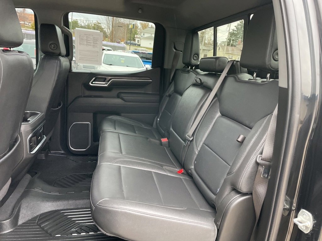 Used 2025 Chevrolet Silverado 1500 LTZ w/ LTZ Premium Package image 15