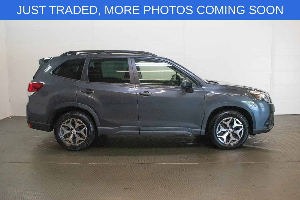 Certified 2024 Subaru Forester Premium AWD/4WD image 3
