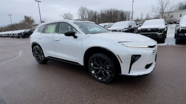 New 2025 Toyota Crown Signia image 8