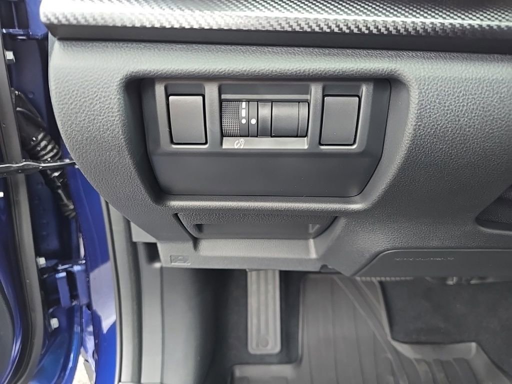 New 2025 Subaru Crosstrek 2.5i Premium image 21