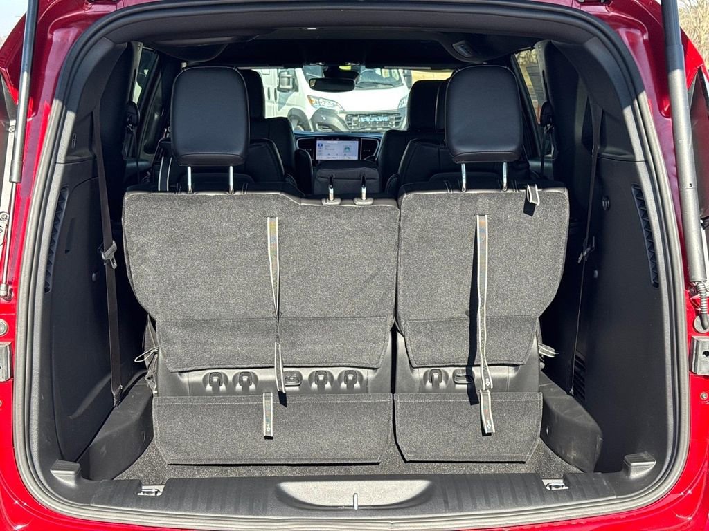 New 2026 Chrysler Pacifica Select AWD/4WD image 5