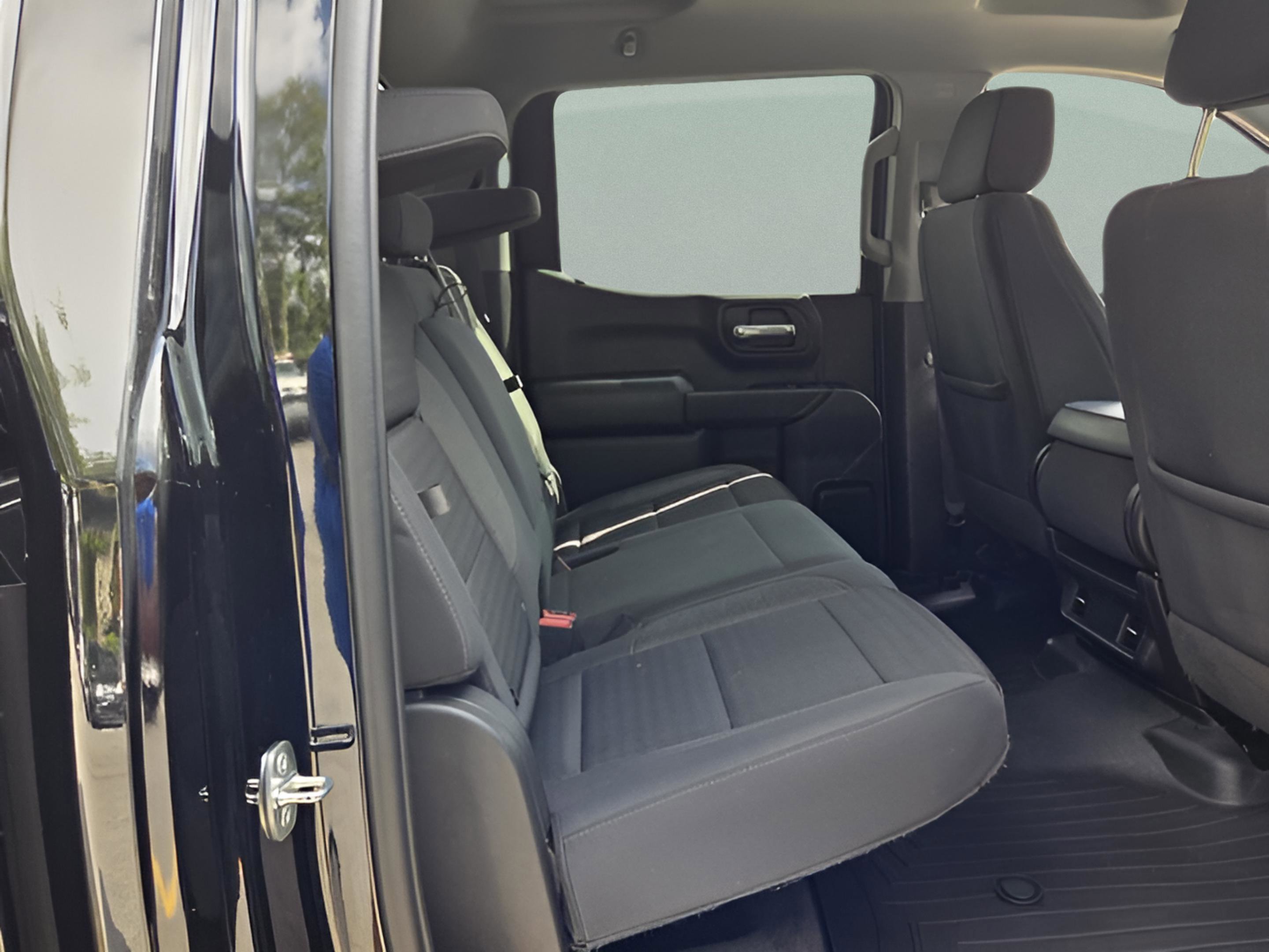 Used 2023 Chevrolet Silverado 1500 Custom AWD/4WD image 14