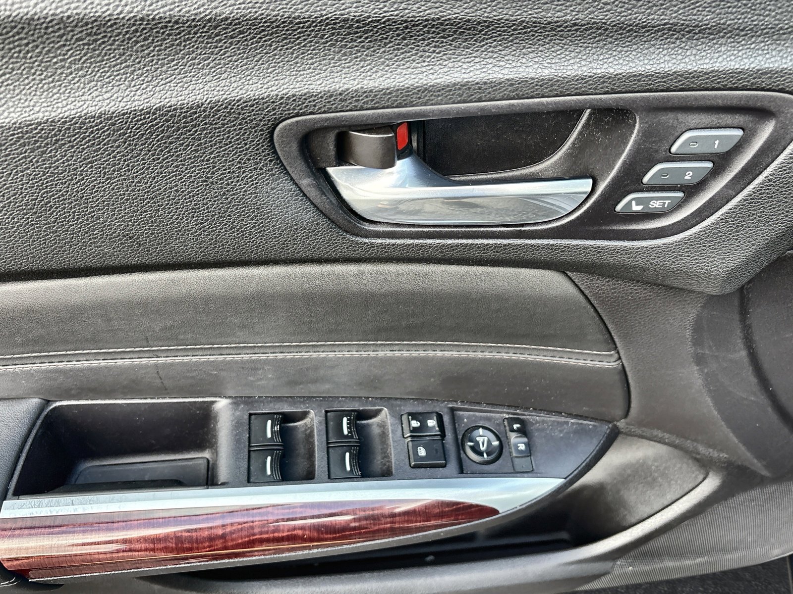 Used 2015 Acura TLX V6 w/ Advance Package FWD image 21