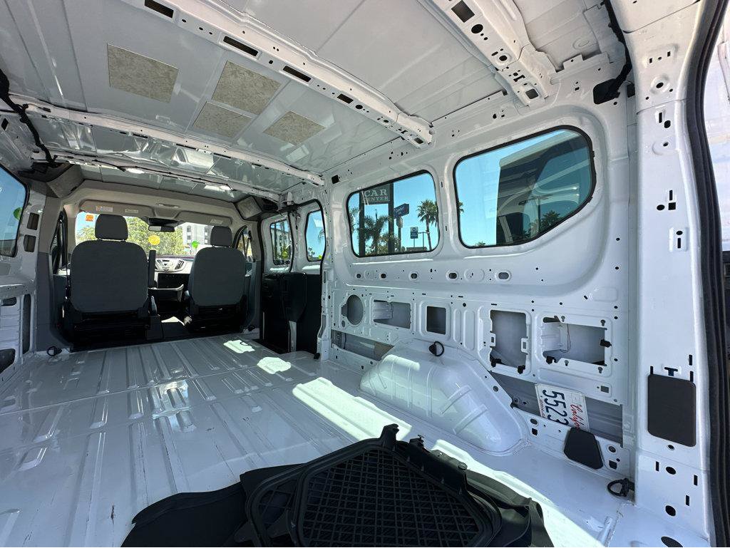 Used 2019 Ford Transit 150 148 Low Roof RWD image 33