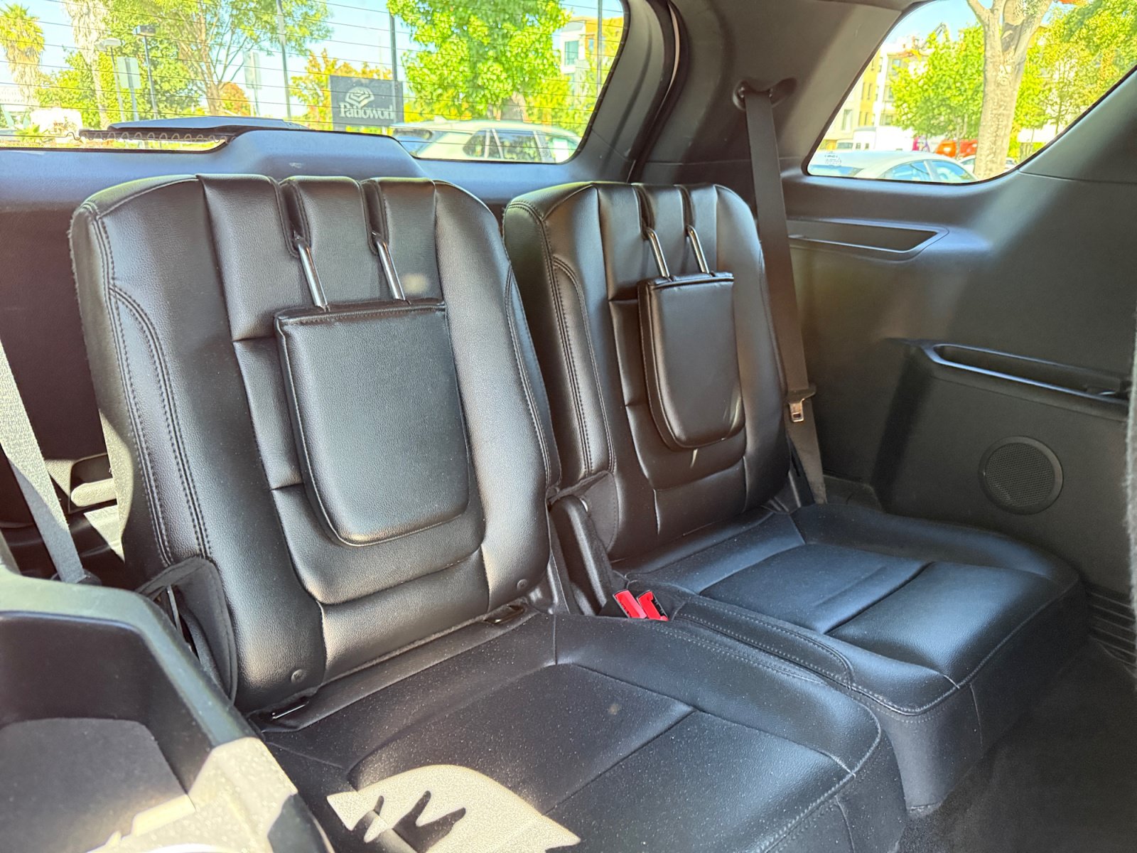 Used 2016 Ford Explorer XLT w/ Equipment Group 202A FWD image 21