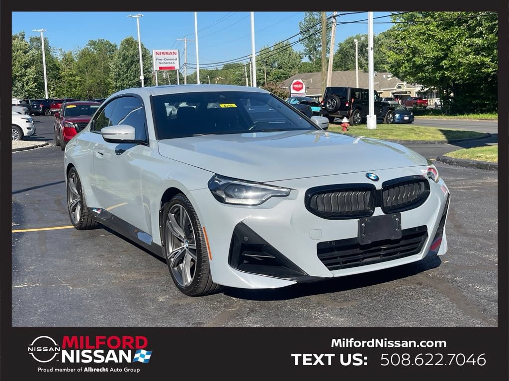 Used 2022 BMW 230i Coupe w/ M Sport Package RWD image 8