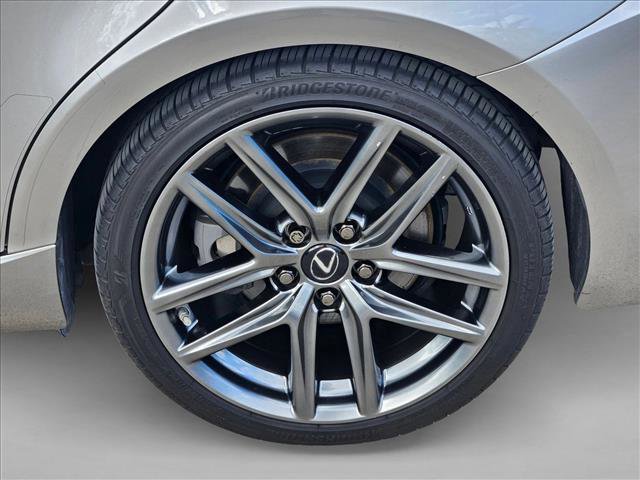 Used 2019 Lexus IS 300 AWD image 23