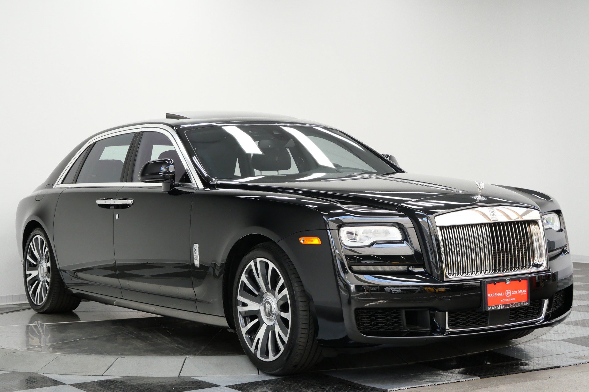 Used 2019 Rolls-Royce Ghost Extended Wheelbase RWD image 3