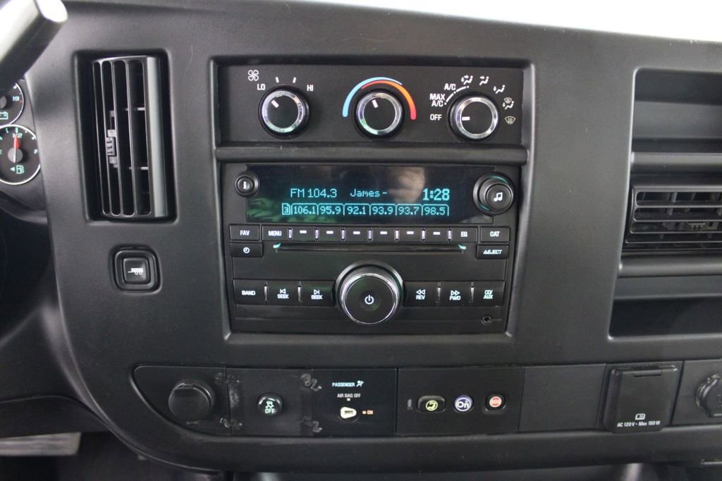 Used 2016 Chevrolet Express 3500 LT w/ LT Preferred Equipment Group image 15