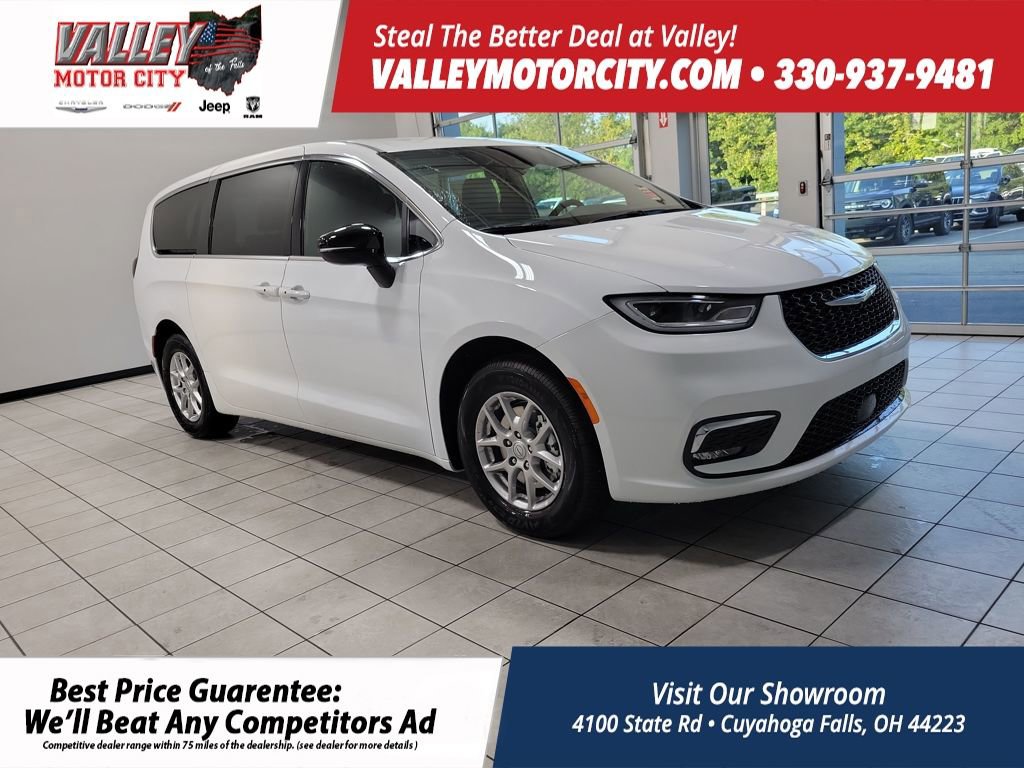New 2025 Chrysler Pacifica Select