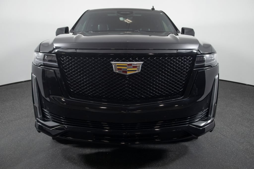 Used 2022 Cadillac Escalade Sport Platinum w/ Heavy-Duty Trailer Package AWD/4WD image 25