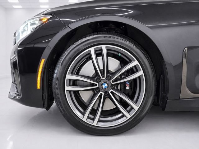 Used 2022 BMW 750i xDrive w/ Executive Package AWD/4WD image 18
